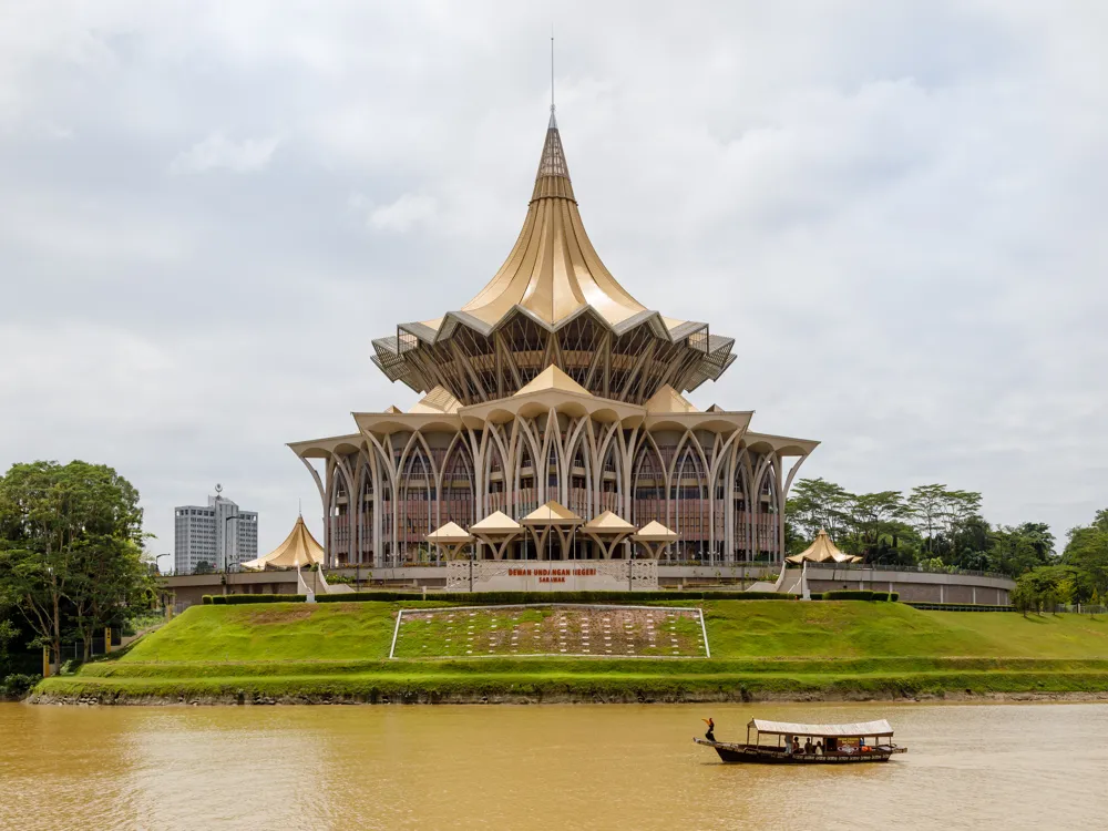 <p><strong>Sarawak State Assembly Building in Kuching</strong></p>